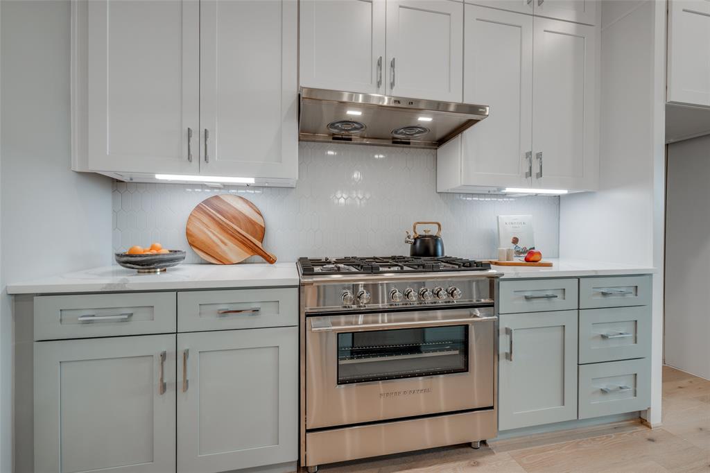 612 W Clay Street, Houston, Texas image 10