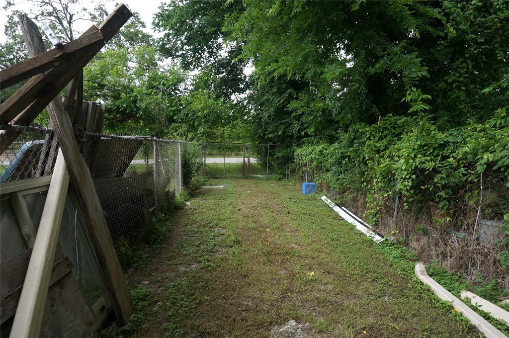 4312 Banner Drive, Houston, Texas image 43