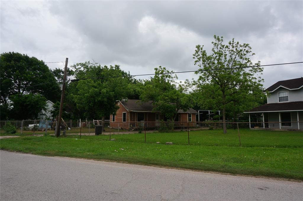 4312 Banner Drive, Houston, Texas image 3