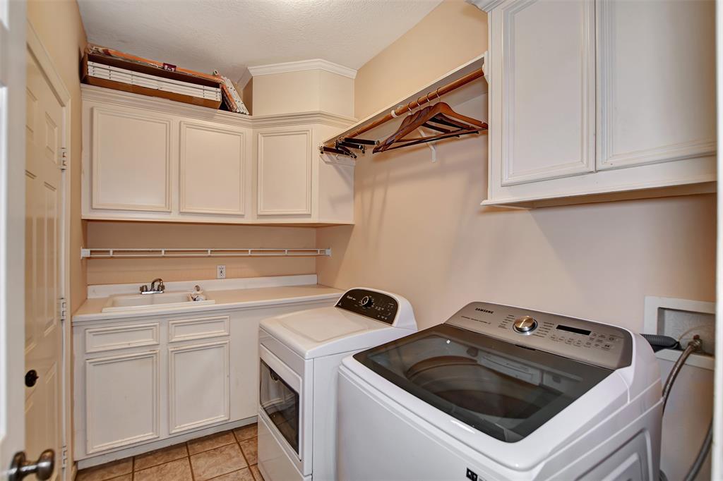 28011 Walnut Creek Court, Magnolia, Texas image 12