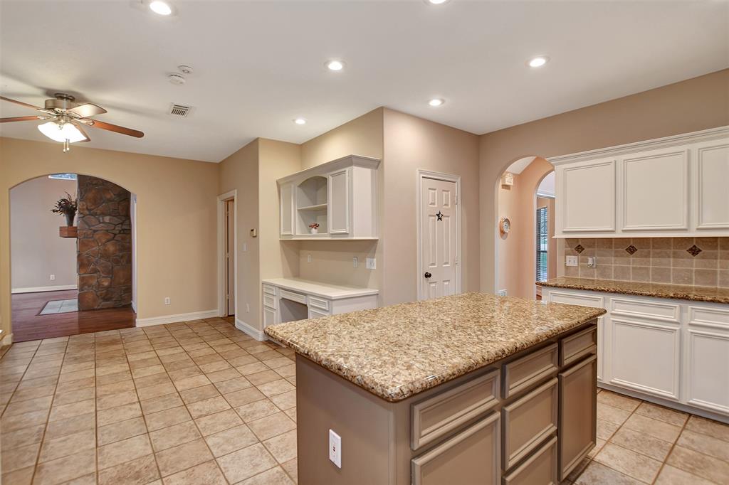 28011 Walnut Creek Court, Magnolia, Texas image 7