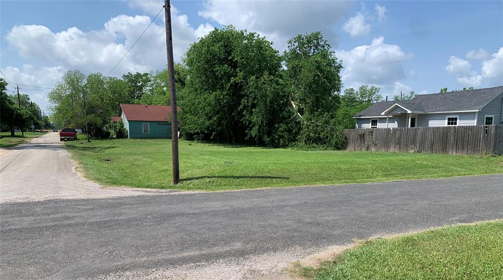 1403 Bailey Street, Wharton, Texas image 4