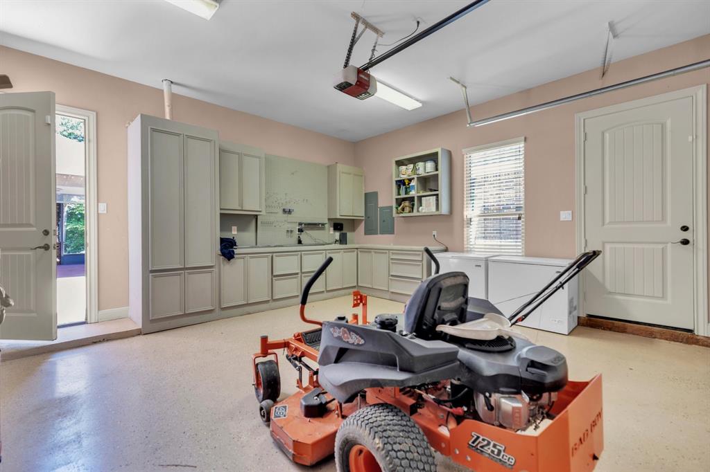 9122 Grand Lake Estates Drive, Montgomery, Texas image 38