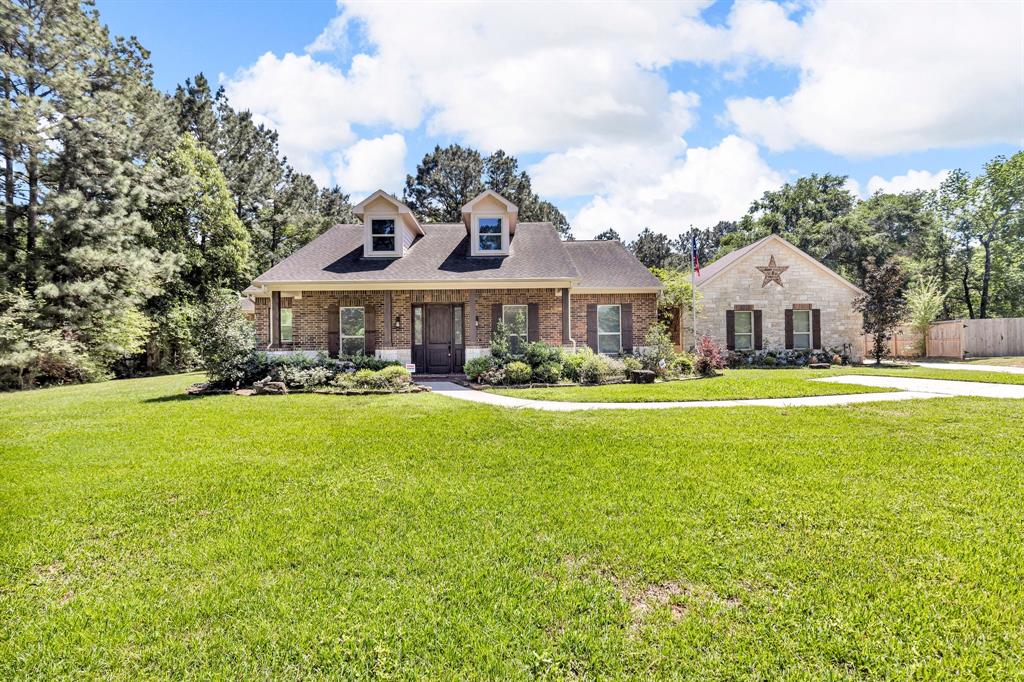 9122 Grand Lake Estates Drive, Montgomery, Texas image 1