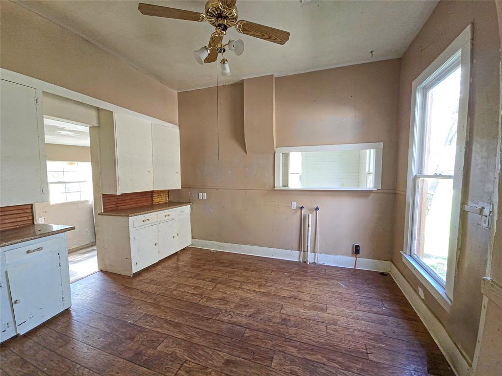 2816 Avenue G, Bay City, Texas image 10