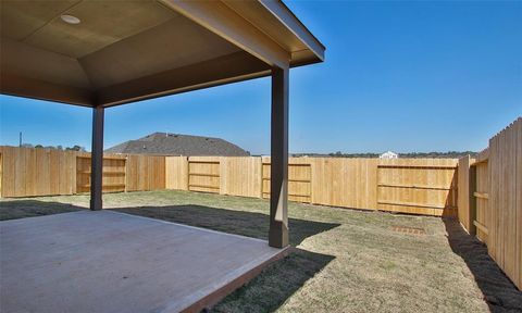 Single Family Residence in Pinehurst TX 4539 Pinehurst Trace Drive 39.jpg