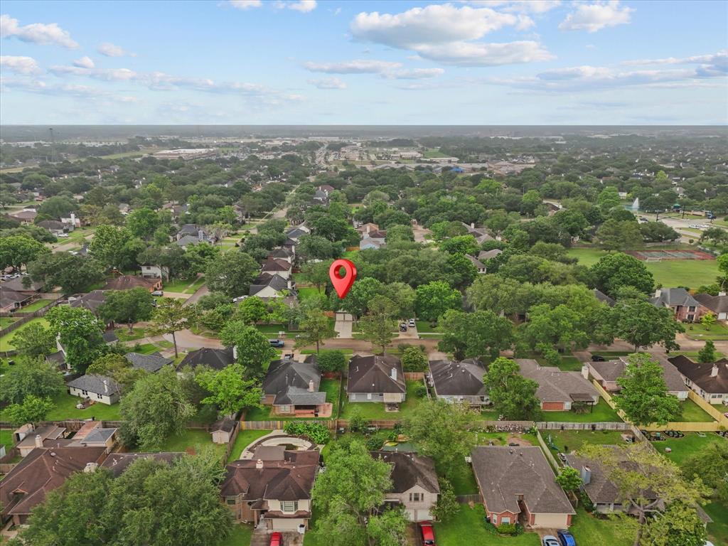 1912 Fir Tree Drive, League City, Texas image 6
