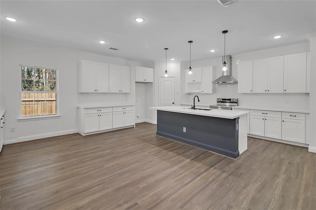 2114 Papoose Trail, Crosby, Texas image 11