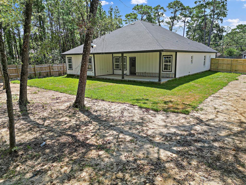 2114 Papoose Trail, Crosby, Texas image 9
