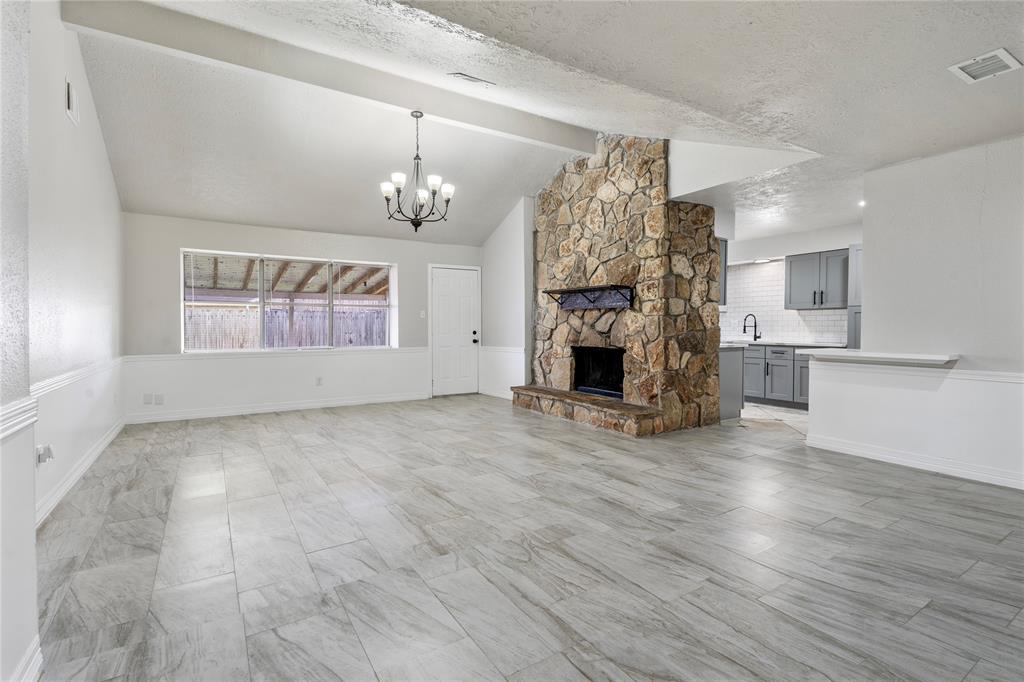 1446 Castle Glen Drive
