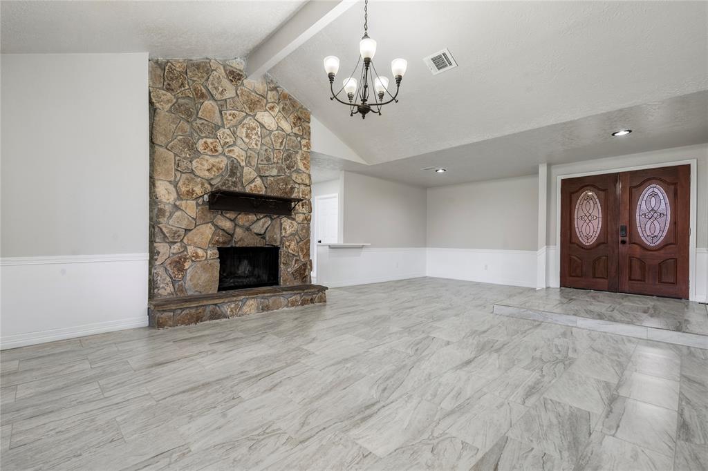 1446 Castle Glen Drive