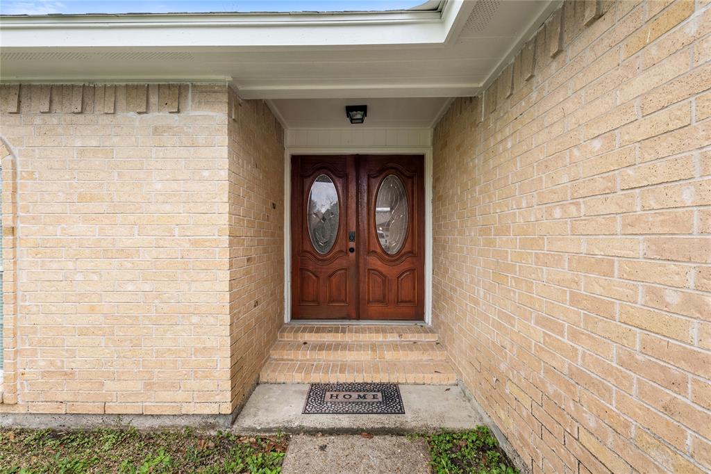 1446 Castle Glen Drive