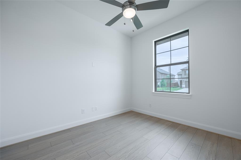 825 Coronado Terrace Lane