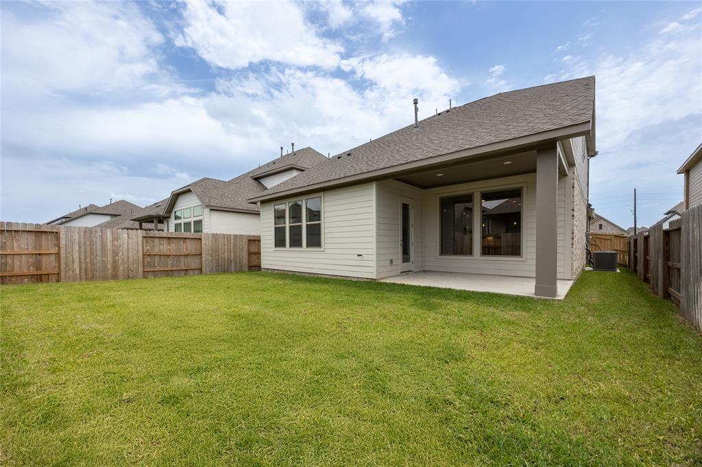 825 Coronado Terrace Lane, Katy, Texas image 23