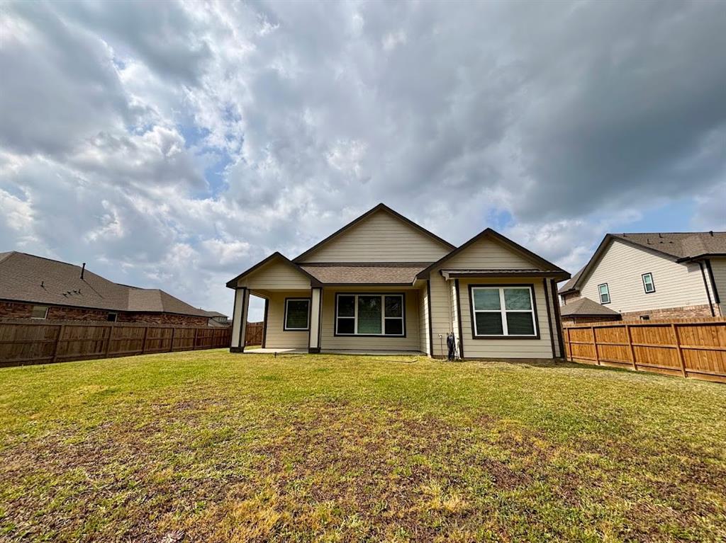 6014 Hazel Place Drive, Conroe, Texas image 43