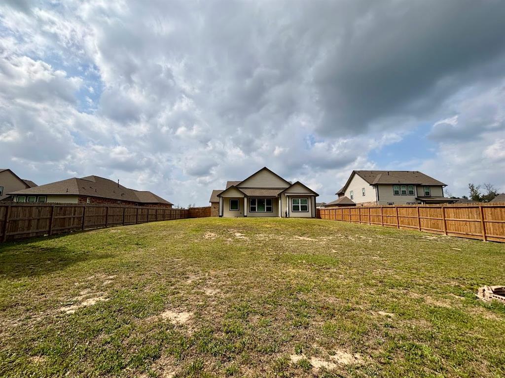 6014 Hazel Place Drive, Conroe, Texas image 41