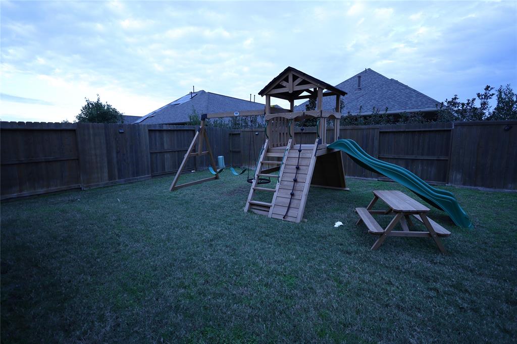 2207 Windmill Palm Drive, Brookshire, Texas image 42