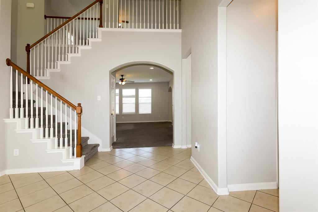 1911 Vale Haven Drive