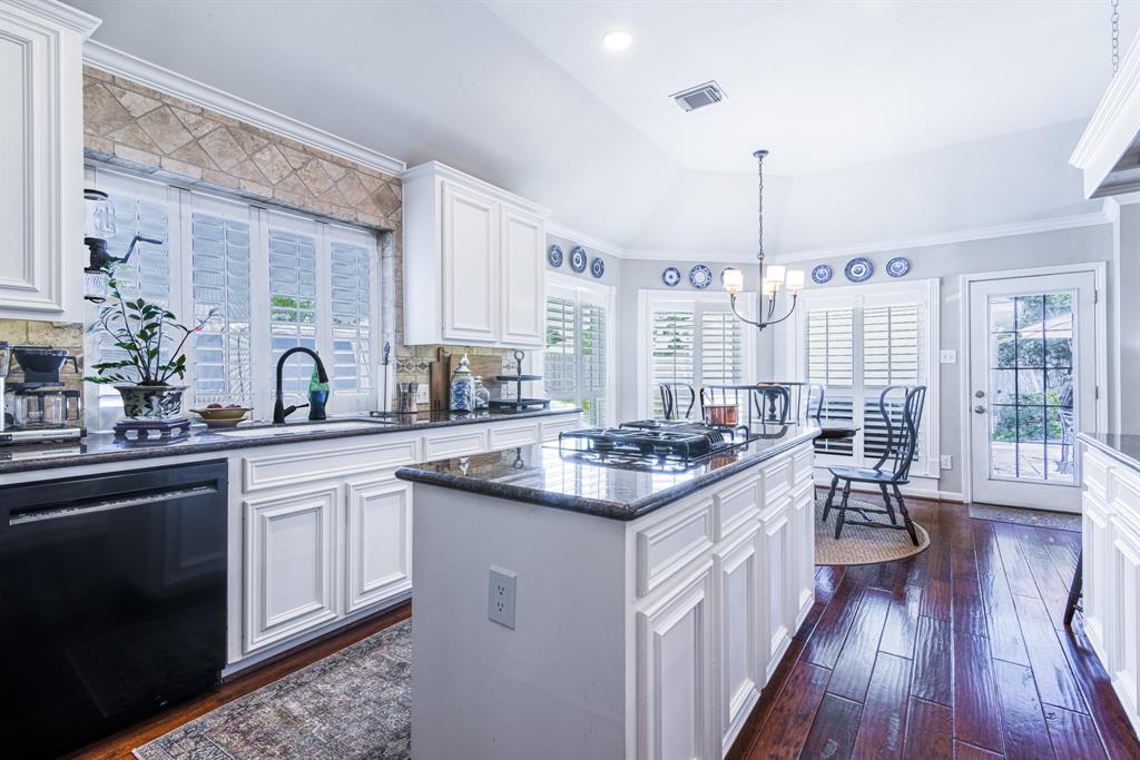 2120 Barrington Pointe Drive, League City, Texas image 26