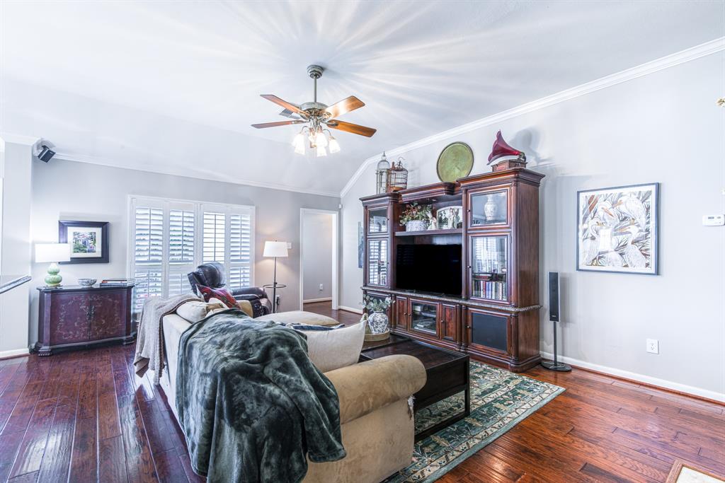 2120 Barrington Pointe Drive, League City, Texas image 17