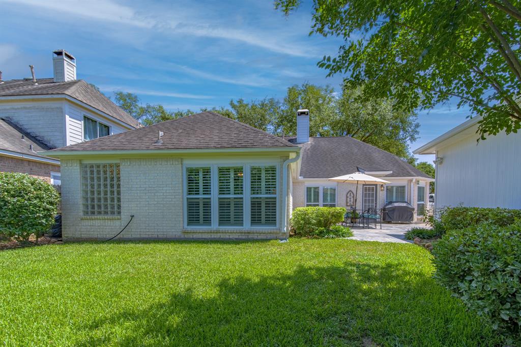 2120 Barrington Pointe Drive, League City, Texas image 48