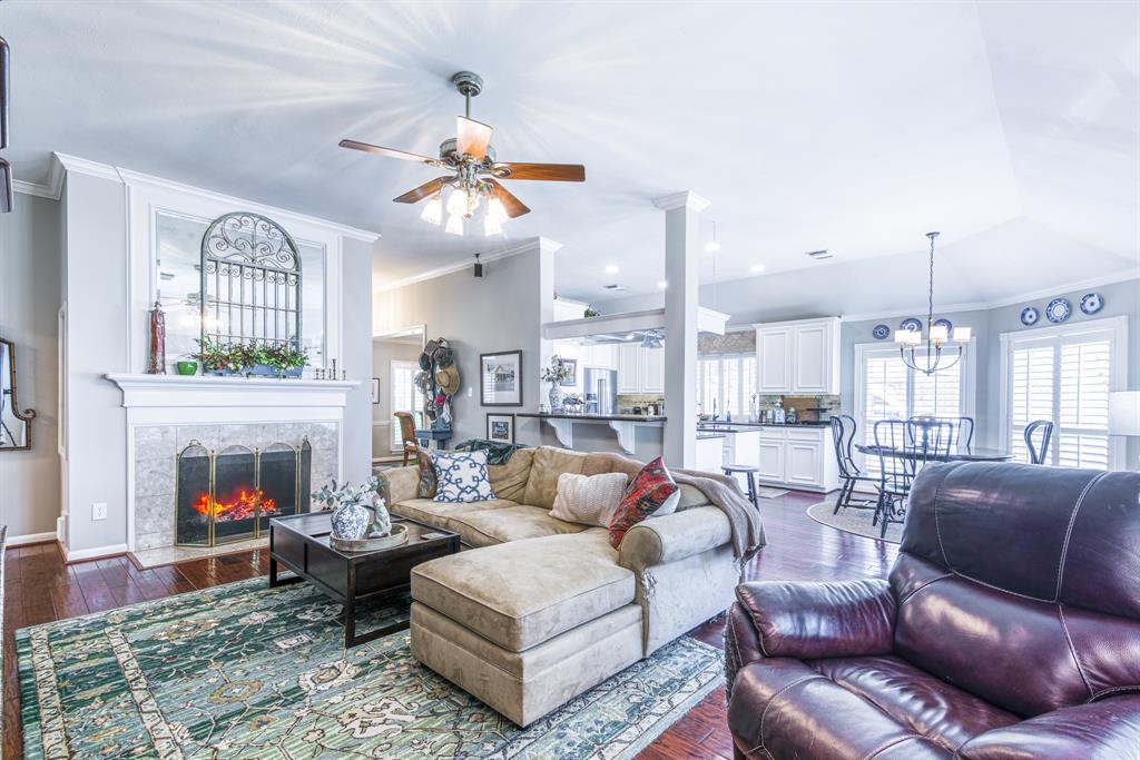 2120 Barrington Pointe Drive, League City, Texas image 19