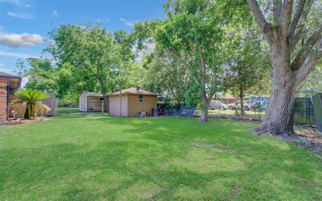 12211 3rd Street, Santa Fe, Texas image 38