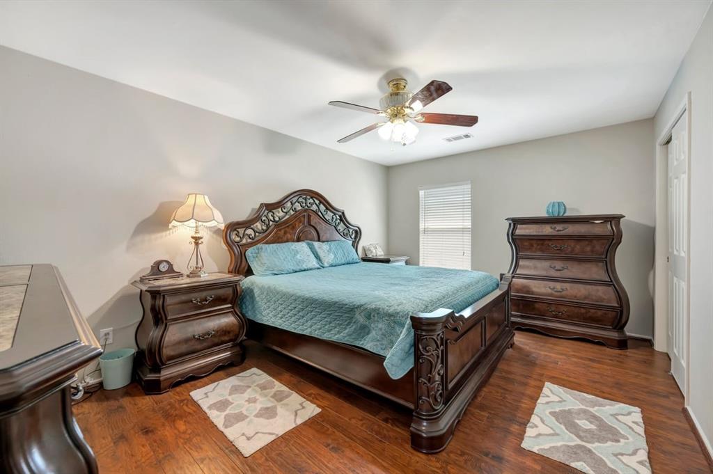 4851 Timber Path Drive, Humble, Texas image 23
