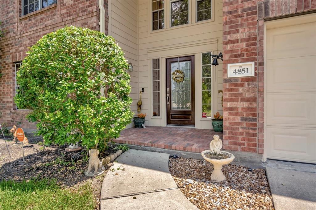 4851 Timber Path Drive, Humble, Texas image 2
