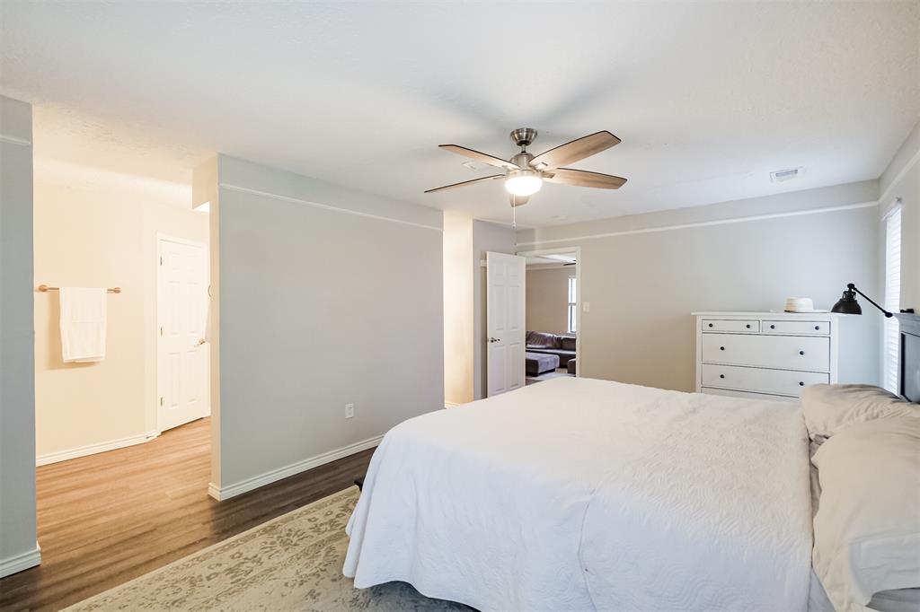 16011 Southampton Drive, Spring, Texas image 21
