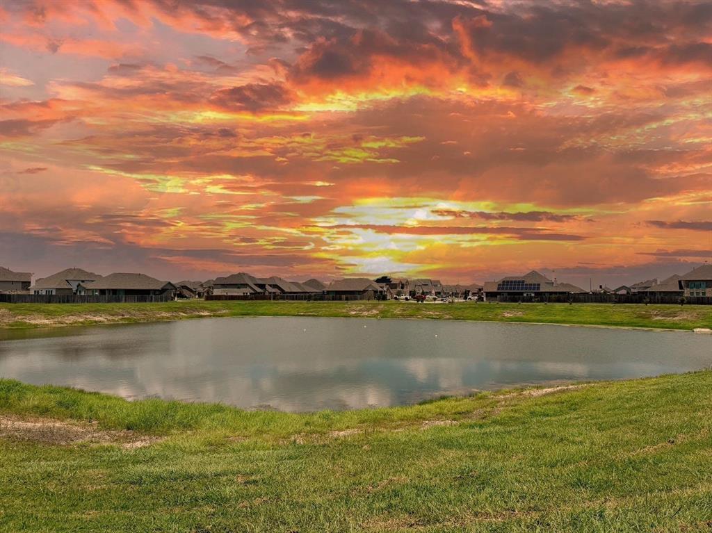 14227 Angelina Drive, Baytown, Texas image 32