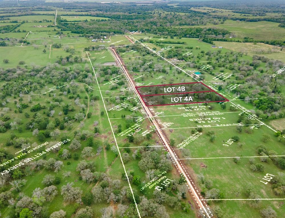 375B Valley Oaks Drive, Van Vleck, Texas image 8