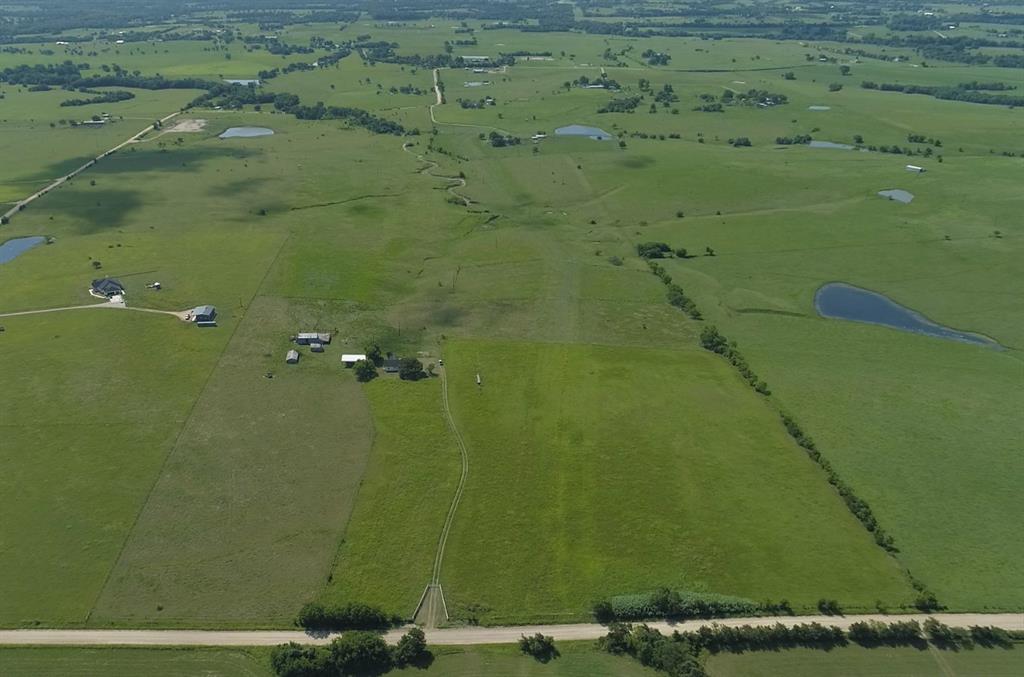 000 Krueger Road, Bleiblerville, Texas image 6