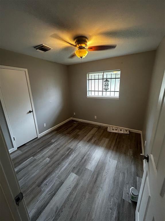 10859 Fairland Drive, Houston, Texas image 10