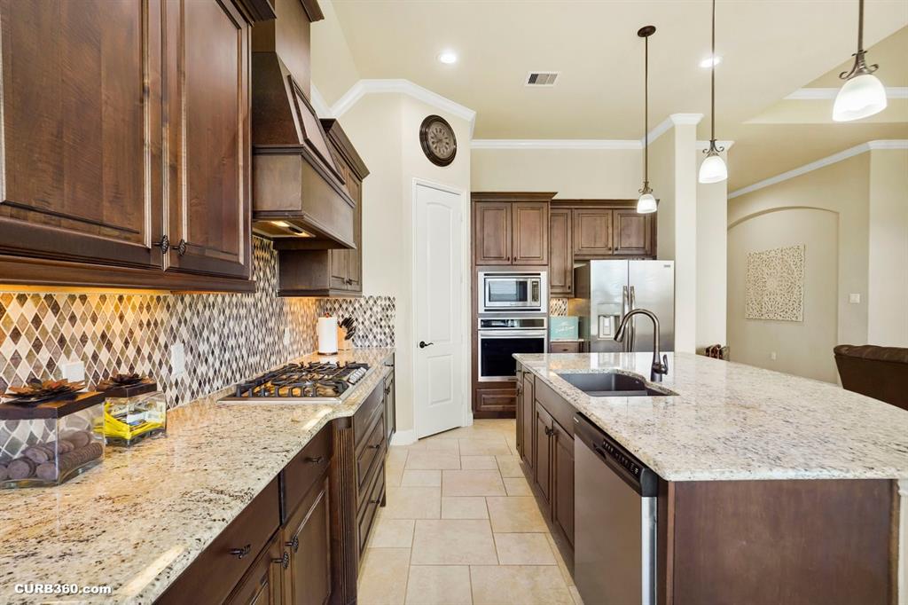 1522 Richland Hollow Lane, Friendswood, Texas image 21