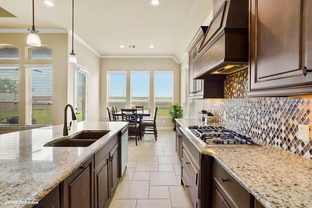 1522 Richland Hollow Lane, Friendswood, Texas image 22