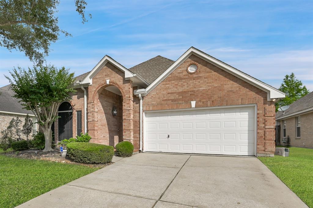 5714 Logan Park Drive, Spring, Texas image 2