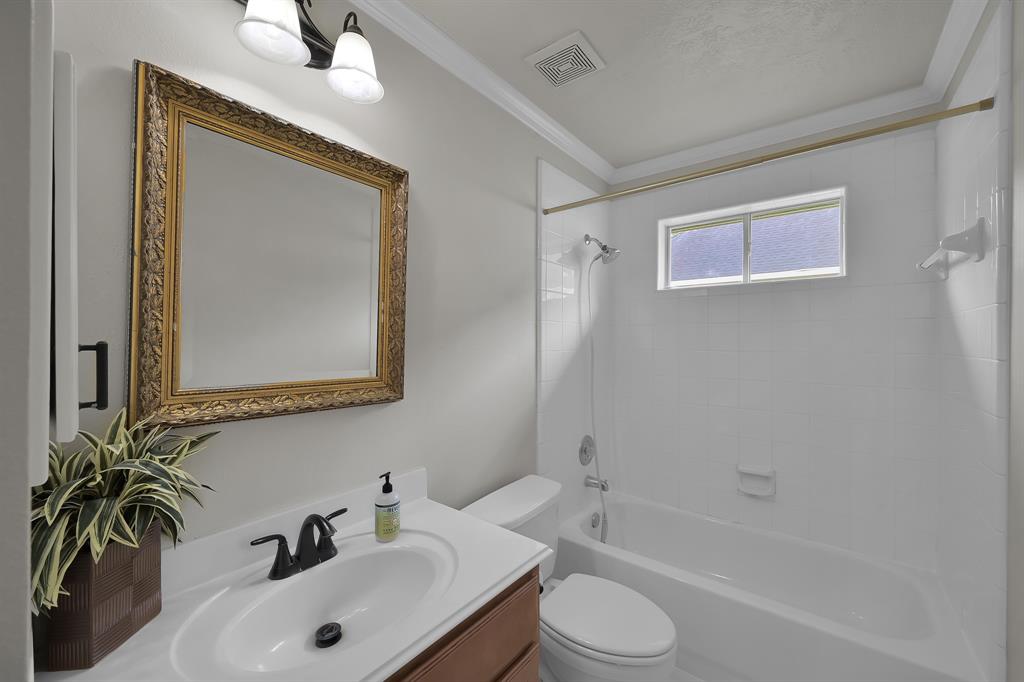 5714 Logan Park Drive, Spring, Texas image 30