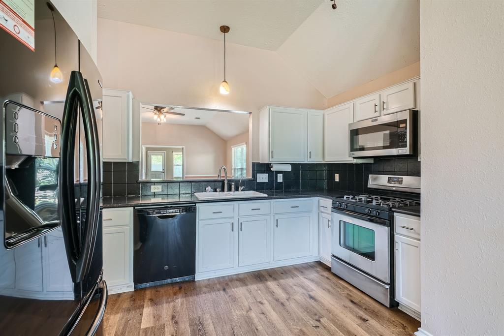 3256 Berzin Court, Katy, Texas image 8