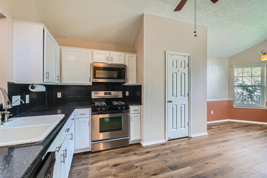 3256 Berzin Court, Katy, Texas image 10