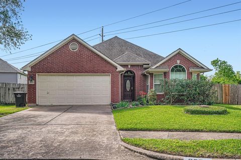 MLS: 40591802