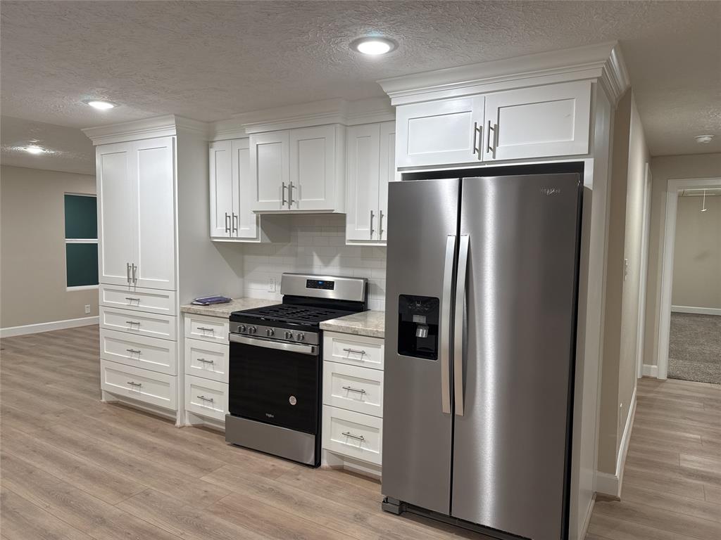 211 S Cleveland Avenue, Cleveland, Texas image 4