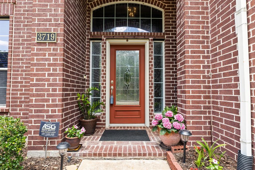 3719 Arundel Gardens Lane