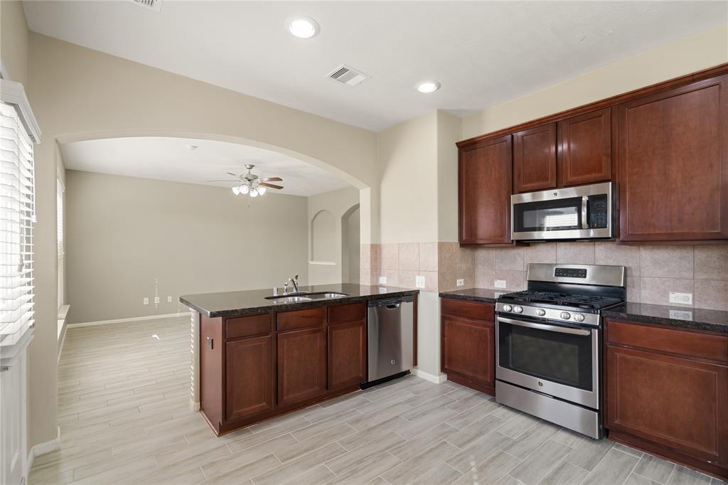 15007 Winter Dawn Way, Humble, Texas image 7