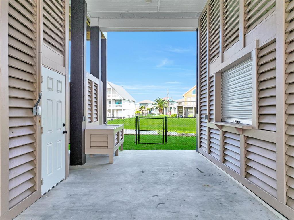 1983 Royalville Court, Crystal Beach, Texas image 16