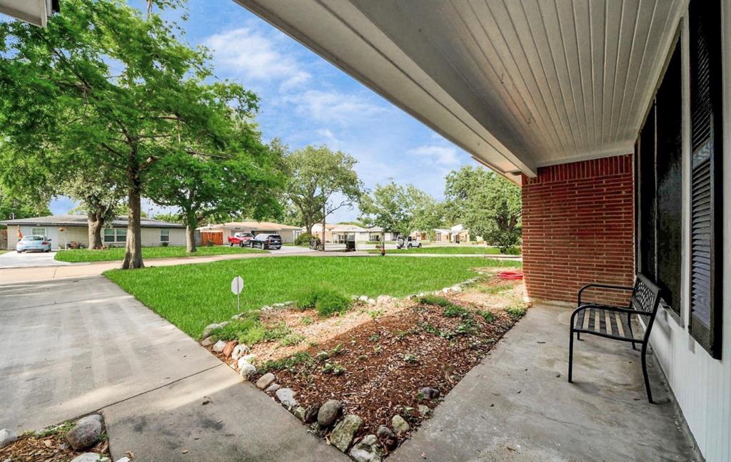 2013 15th Avenue N Ave, Texas City, Texas image 2
