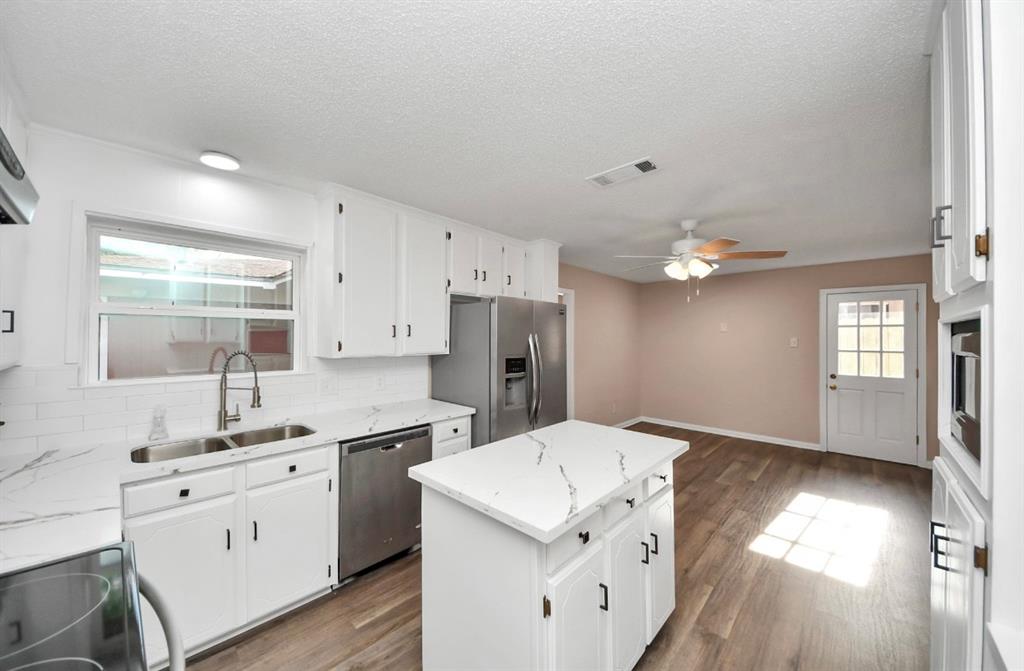 2013 15th Avenue N Ave, Texas City, Texas image 16