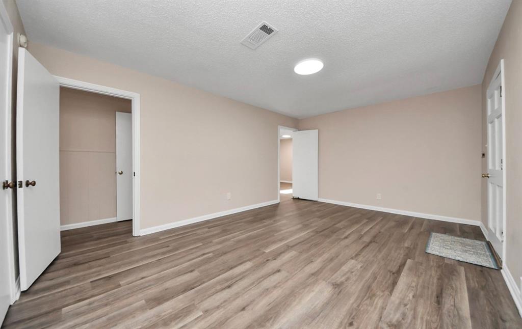 2013 15th Avenue N Ave, Texas City, Texas image 4