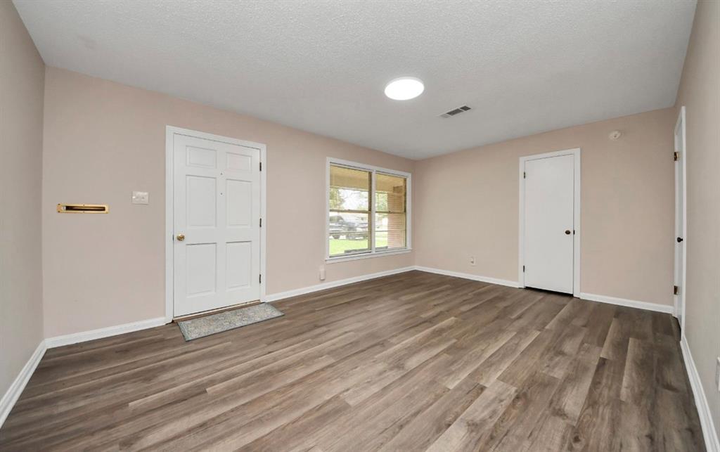 2013 15th Avenue N Ave, Texas City, Texas image 6