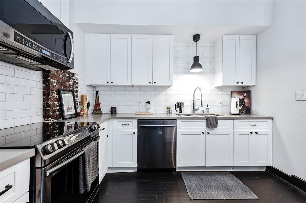 705 Main Street 321